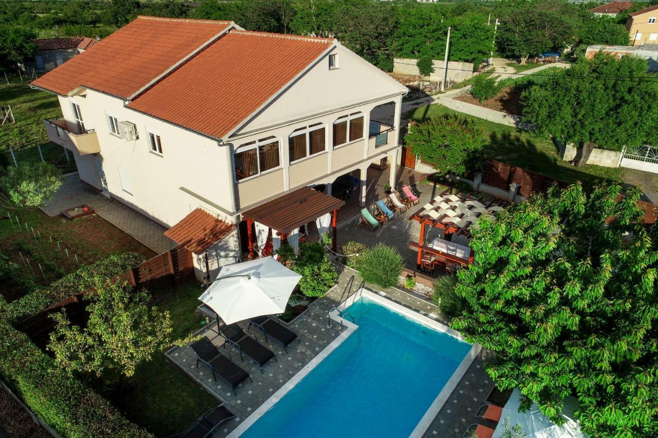 Villa Kuca Za Odmor Lukic Donje Rastane Esterno foto