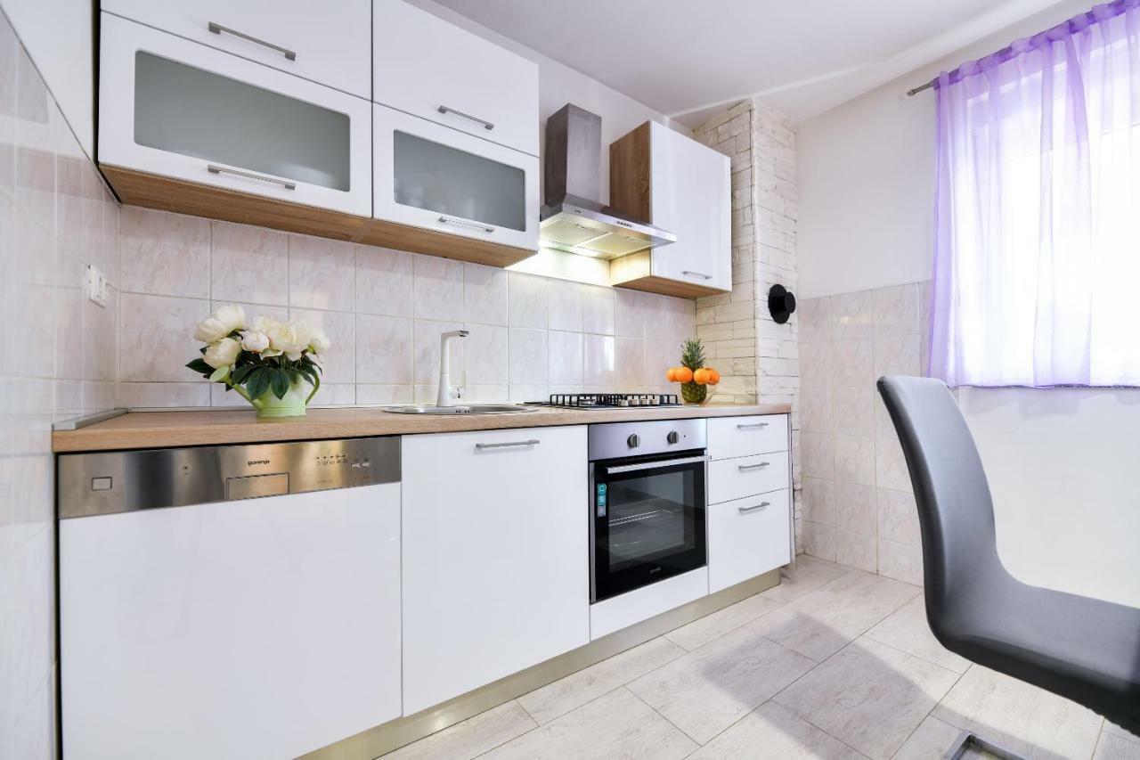 Villa Kuca Za Odmor Lukic Donje Rastane Esterno foto